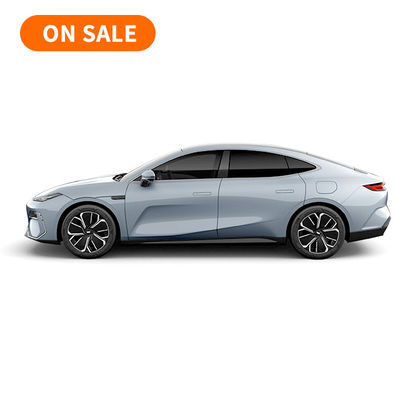 Un buen precio. 2925 mm entreeja Geely Galaxy E8 5 puertas 5 asientos EV 100% Auto eléctrico con dirección izquierda Incipiente vehículo de energía de plata en línea