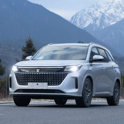 Un buen precio. 5/7 asientos Baja de ruedas delantera/trasera Vehículo eléctrico híbrido enchufable con 1585/1580 mm de distancia entre ruedas Dongfeng Sedan en línea