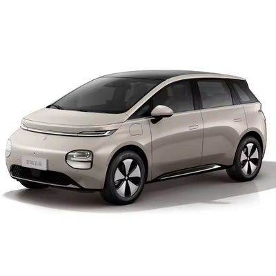 Un buen precio. Velocidad máxima 150 km/h Coches eléctricos de nube Wuling Baojun con alcance de 460 km y batería de fosfato de hierro de litio en línea