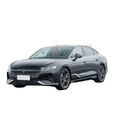 Un buen precio. 2024 Chasing Light PHEV Ultra Long Range Sedan Último vehículo energético 4WD con 1260 km de alcance eléctrico puro y doble motor en línea