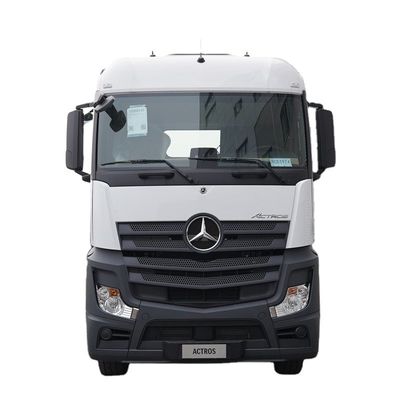 Un buen precio. Ben-z Actros 6x4 cabeza de tractor camión usado tractor de 450 caballos de fuerza gran peso GVW con ABS y media fila de filas de asientos en 2023 en línea