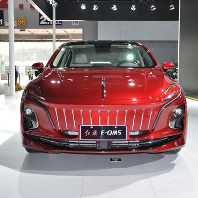 Un buen precio. Experimenta una conducción eléctrica pura con el E-QM5 431km Joy Edition Electric Car FWD 190HP Batería de 54kWh y carga de 30 minutos en línea