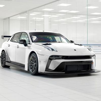 Un buen precio. 2023 LYNK CO 03 0km 2.0T/L4/254 caballos de fuerza Sedán de 7 velocidades con caja de cambios de doble embrague húmedo Normas ambientales Euro V 3 Gear DHT en línea