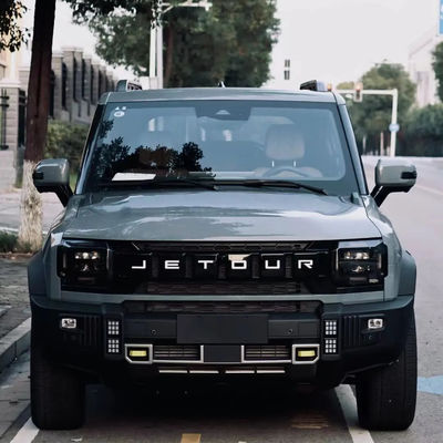 Un buen precio. JETOUR t-2 Traveler 2024 SUV de lujo coche de gasolina 7DCT Deportes LHD 4WD 2.0T 7 asientos Vehículo de gasolina automotriz 4785x2006x1880 en línea