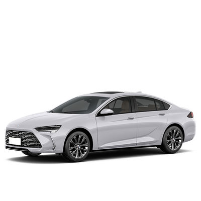 Un buen precio. 2024 Buick Regal 25T Super Enjoy Sedan Speed Coche hecho en China con WLTC Consumo combinado de combustible de 6.89L/100km en línea