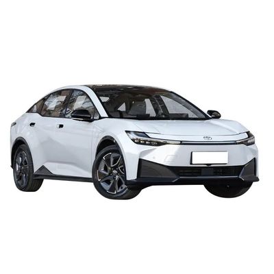 Un buen precio. 2024 TO-YOTA BZ3 AWD 616km Coches usados 270 N.m Torque máximo 1885kg Peso del vehículo Producido en energía Vehículos eléctricos en línea
