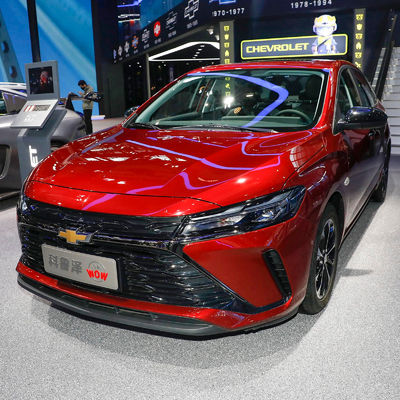 Un buen precio. 2023 2024 Chevrolet Monza Turbo Sedan ABS Electric Techo solar y motor de gasolina de 1.5L para un rendimiento óptimo en línea