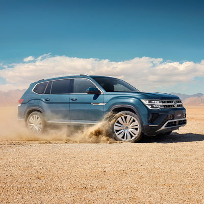 Un buen precio. 2023 VW Teramont Car Fuel Pump Mejor vendedor SUV usado con TPMS Potencia máxima de 100-150PS Motor de gasolina y luces LED en línea