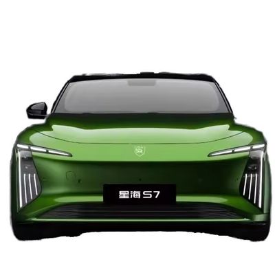 Un buen precio. Dongfeng Xinghai S7 Sedan eléctrico 200-250Ps Potencia total de caballos 50kwh-70kwh Batería caja de cambios automática Batería de litio en línea