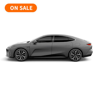 Un buen precio. Geely Galaxy E8 5 puertas 5 asientos Auto eléctrico 100% de energía Vehículo 190km 210km de alcance Dirección izquierda para adultos EV Car en línea