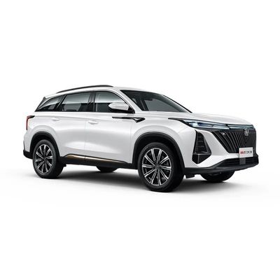 Un buen precio. Customizado 2024 Changan CS75 Plus SUV de gasolina de alta velocidad 2.0T estructura integral de la cabina del cuerpo automóvil en línea