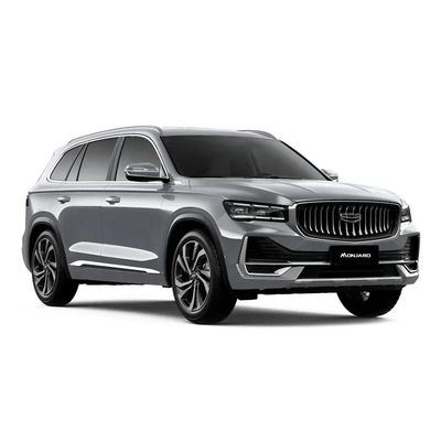 Un buen precio. Geely Monjaro 2024 modelo de automóvil de gasolina 2.0T 238HP L4 con bastidor de techo metálico y sistema de freno de disco delantero y disco trasero en línea