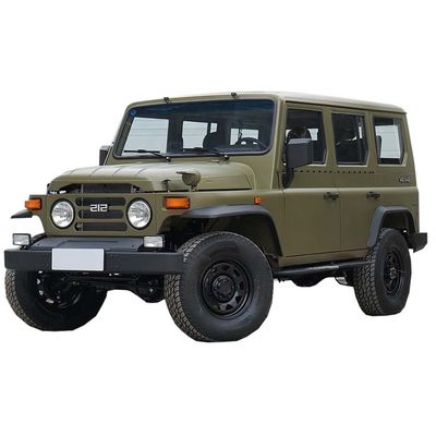 Un buen precio. 2024 BAW 212 T01 SUV clásico 2.0T 185kW 252Ps 8AT AWD BJ Beijing 212 T01 Compacto 4 puertas 5 asientos SUV con y sistema AWD en línea