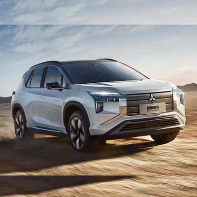 Un buen precio. 520 km de alcance Mitsubishi AIRTREK Carro eléctrico chino 4 Cuatro ruedas Carro del vehículo longitud x anchura x altura mm 4630*1920*1728 en línea