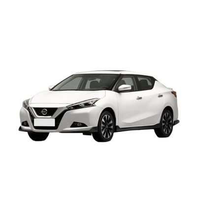 Un buen precio. Gasolina Mano izquierda Dongfeng Nissan LANNIA 185 Alta velocidad 4 puertas 5 asientos Hatchback Coche usado en línea