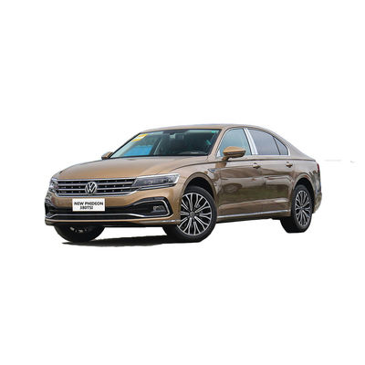 Un buen precio. VW PHIDEON 380TSI Luxury Sedan 2.0L 224Ps Turbo FWD Auto 0km Usado Luxury Phideon con TPMS Sí y cámara trasera en línea