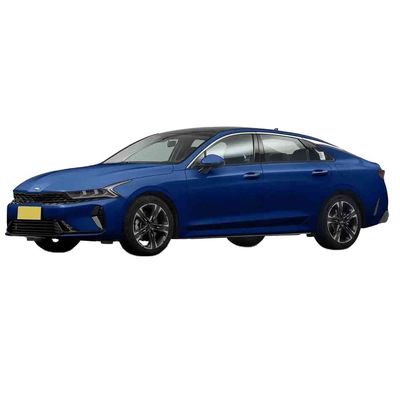 Un buen precio. Kia K5 Automóvil de gasolina para adultos Vehículo con motor de gas Vehículo de mano izquierda Automóvil automático Vehículo de gasolina Limousina 7DCT Transmisión 4 puertas 5 asientos en línea