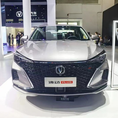 Un buen precio. 2023 Año 2024 Changan EADO Plus 1.6L GDI Manual Vehículo de gasolina 5 asientos 1.5-2.0L Desplazamiento en línea