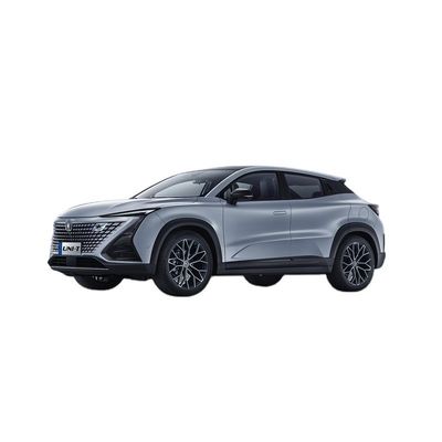 Un buen precio. Dirección izquierda Changan Automobile UNI-T País VI camión de aceite con sistema avanzado de entretenimiento del coche y ACC sistema de crucero coche en línea